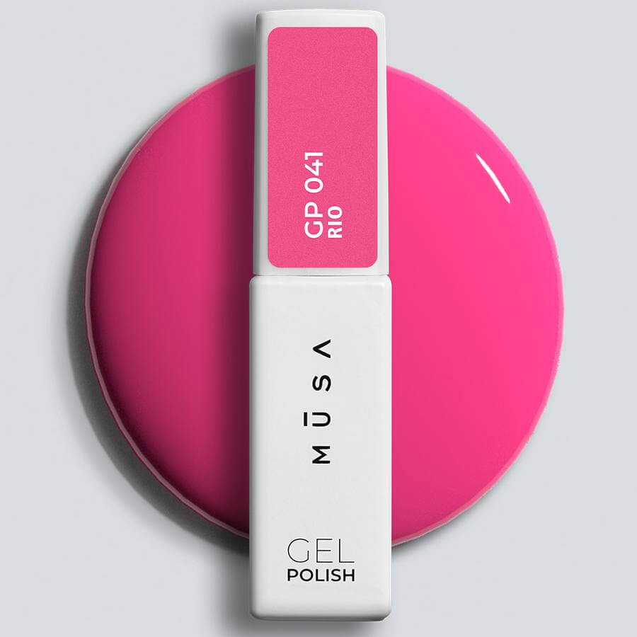 Esmalte semipermanente ROSA FUERTE FLÚOR de la colección Rio, con larga duración y fácil aplicación.