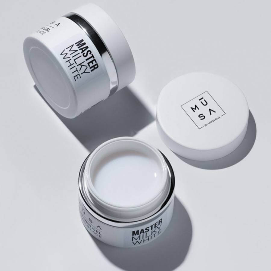 Gel Master Milky White 15 ml – Gel Constructor Autonivelante para Baby Boomer"