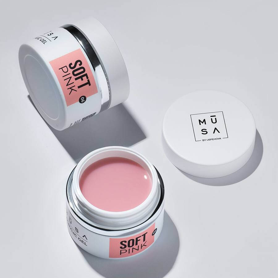 Acrygel Soft Pink AC06 de MUSA Nails para uñas resistentes y naturales.