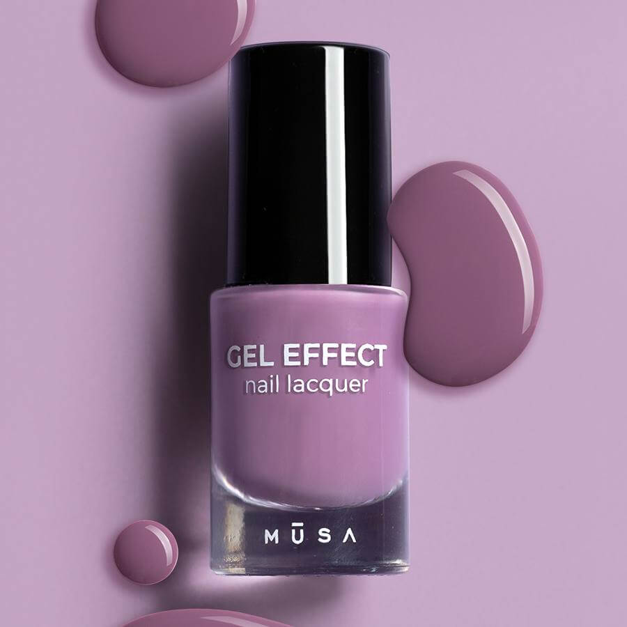 Esmalte de Uñas Efecto Gel 27, esmalte de uñas profesional en tono lila francés con efecto gel, diseñado para una aplicación fácil y un acabado brillante sin necesidad de lámpara UV