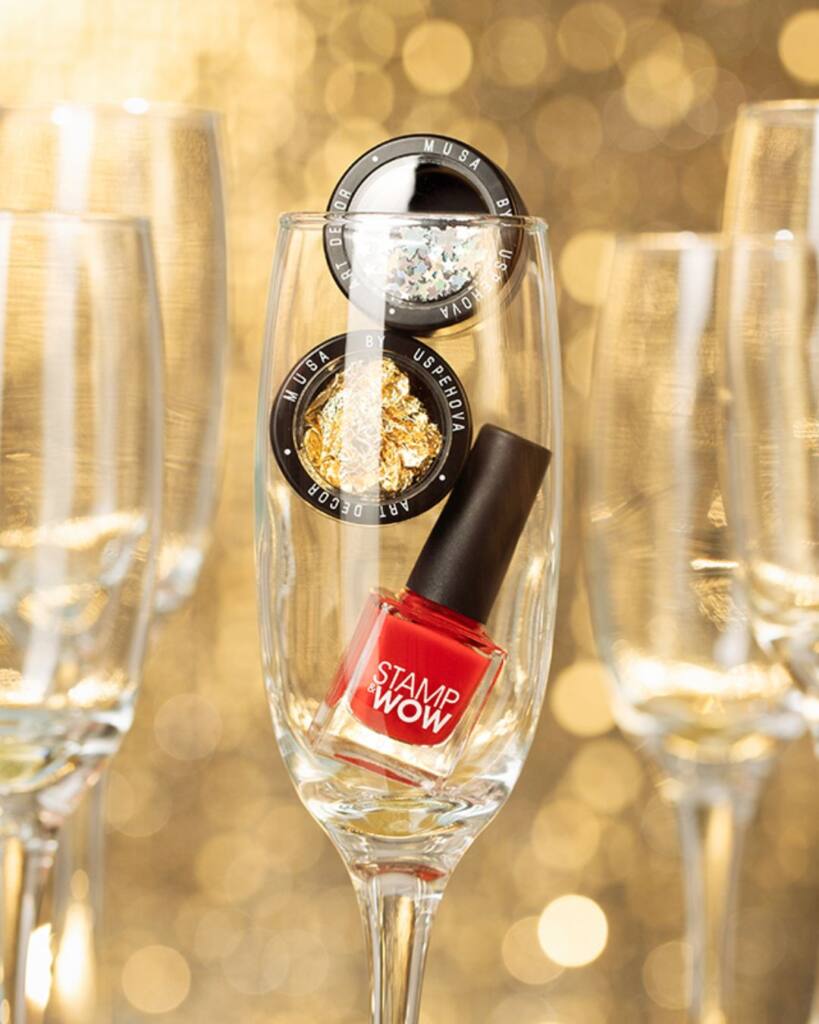 copa de cava con productos de musa nails