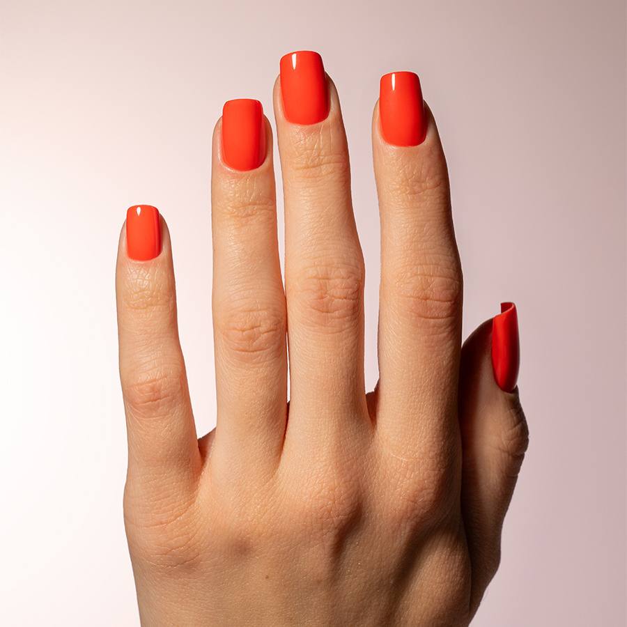 Gel semipermanente rojo escarlata sin HEMA Simply Musa SP024 de 8 ml