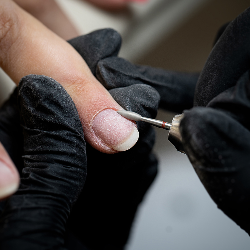 Manicura rusa
